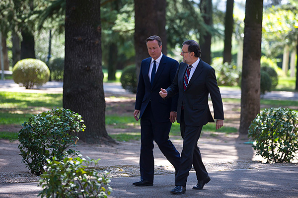 David Cameron y Mariano Rajoy pasean en los jardines del Palacio de la Moncloa el pasado mes de septiembre. Foto: La Moncloa - Gobierno de España (CC BY-NC-ND 2.0)