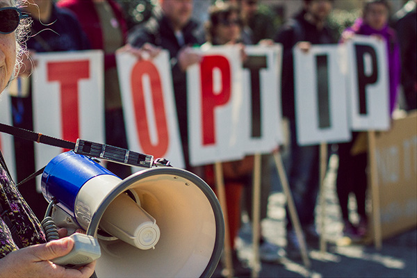 Manifestación contra el tratado de comercio TTIP en Bristol en 2015. Foto: Global Justice Now (CC BY 2.0)