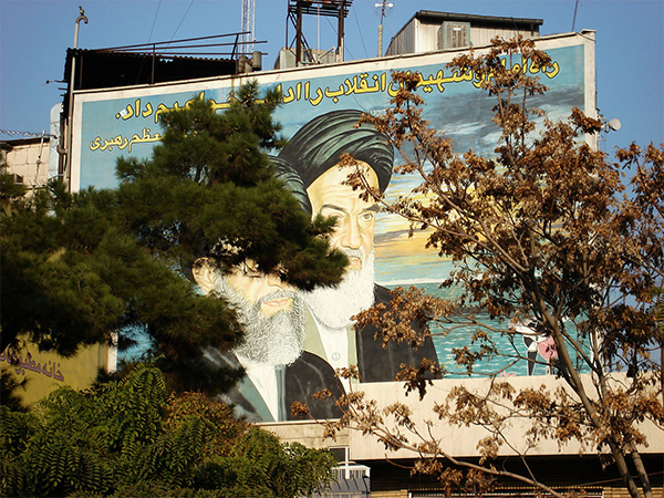 Mural of ayatollahs Khomeini and Khamenei in Tehran. Photo: Babak Fakhamzadeh (CC BY-NC 2.0)