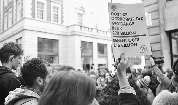 Manifestación contra la evasión fiscal en Londres en 2012. Foto: iDJ Photography (CC BY-ND-ND 2.0)