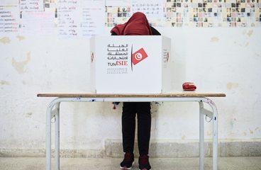 Votante en un colegio electoral el pasado 6 de mayo. Foto: Congress of local and regional authorities (CC BY-ND 2.0)