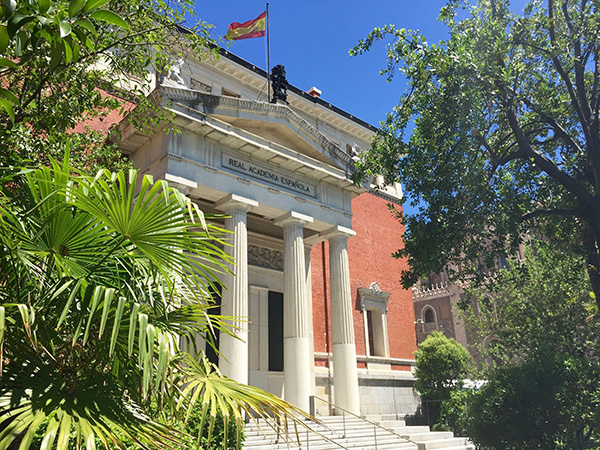 Fachada de la Real Academia Española, en Madrid. Foto: Real Academia Española (CC BY-SA 2.0)