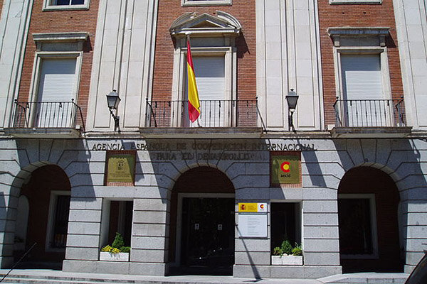 Sede de la AECID (Agencia Española de Cooperación Internacional para el Desarrollo) en Madrid, España. Foto: Panarria (Wikimedia Commons /CC BY-SA 3.0)