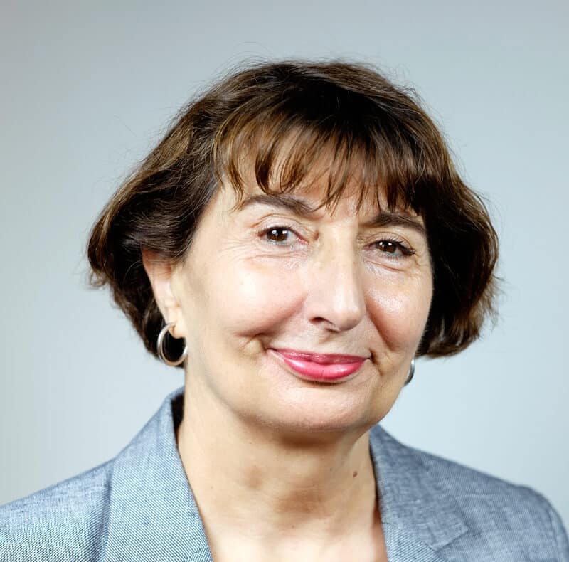 Carmen González Enríquez es investigadora principal del Real Instituto Elcano y Catedrática en el Departamento de Ciencia Política de la UNED