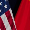 Banderas de EEUU y China. Foto: U.S. Department of Agriculture (Dominio público)