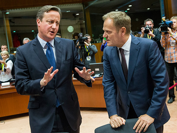 David Cameron y Donald Tusk hablan durante una reunión del Consejo Europeo el pasado diciembre. Foto: European Council (CC BY-NC-SA 2.0)