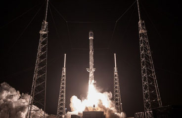 Misión Hispasat 30W-6. Foto: Official SpaceX Photos (Wikimedia Commons / CC0)