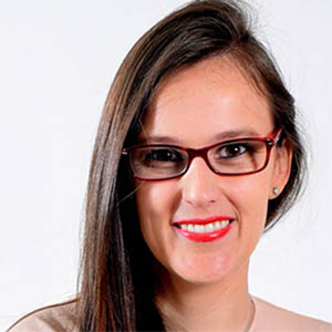 Esther Solano Gallego. Adjunct Professor at the Federal University of São Paulo.