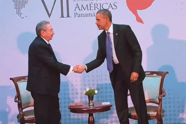 Reunión entre Barack Obama y Raúl Castro. VII Cumbre de las Américas, Panamá. 11/4/2015 – WH.Gov