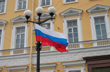 Russian flag. Photo: Jennifer Boyer (CC BY 2.0)