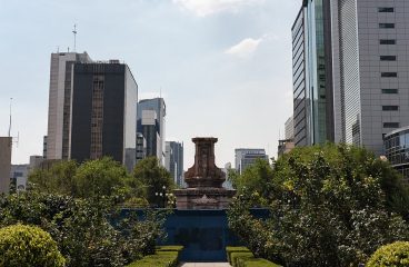 El Gobierno de la Ciudad de México retira la estatua de Cristóbal Colón del Paseo de la Reforma para darle mantenimiento. Foto: EneasMx (Wikimedia Commons / CC BY-SA 4.0). Blog Elcano