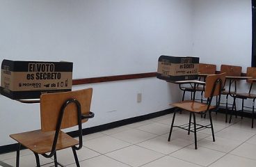 Urnas de votación en las elecciones presidenciales en Costa Rica 2018. Foto Dereck Camacho (trabajo propio) (CC BY-SA 4.0) vía Wikimedia Commons. Blog Elcano