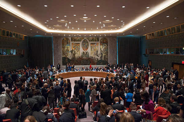 Delegados en el Consejo de Seguridad de Naciones Unidas antes del debate abierto sobre Mujer, Paz y Seguridad (13/10/2015). Foto: ONU/Cia Pak. Blog Elcano