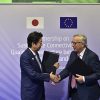 Shinzō Abe and Jean-Claude Juncker sign the Partnership on Sustainable Connectivity and Quality Infrastructure at the Europa Connectivity Forum (27/9/2019). Photo: ©European Union, 1995-2020 (CC BY 4.0)