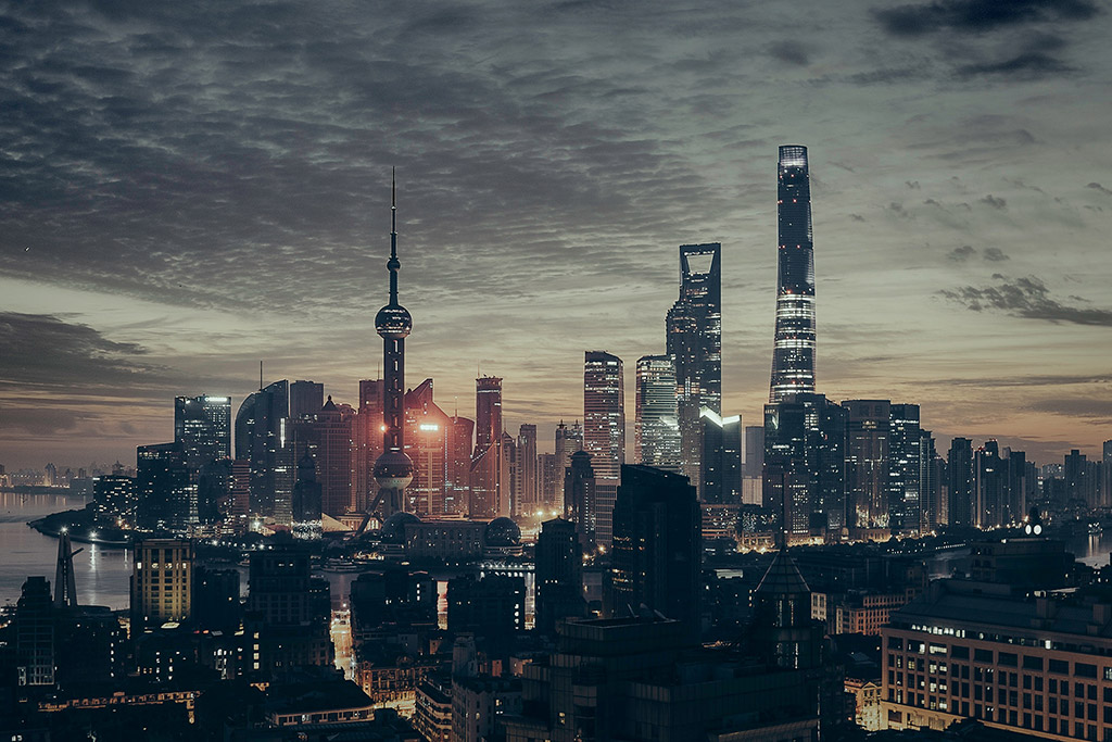 Cuatro claves de la globalización en 2020. Panorámica de la Torre de Shanghái (China). Foto: Adi Constantin (@idoevolve). Blog Elcano