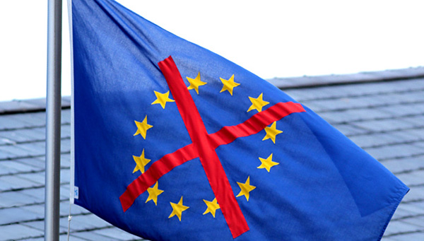 Spanish elections on 26 June: Have Spaniards fallen out of love with Europe? "Anti-EU" flag. Photo: EU Exposed via Flickr. Creative Commons License Attribution 2.0 Generic. Elcano Blog