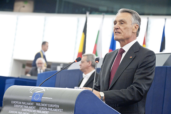 El presidente de Portugal, Aníbal Cavaco Silva, se dirige al Parlamento Europeo en 2013. Foto: Parlamento Europeo / Flickr
