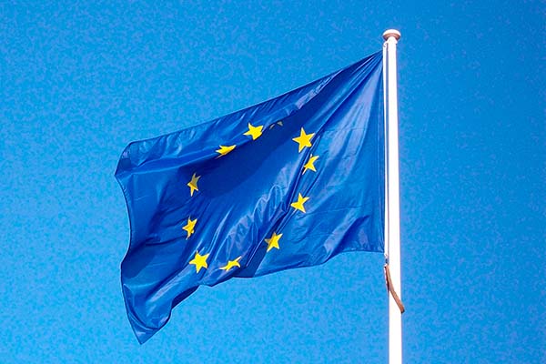 European flag. Photo: fdecomite (CC BY 2.0)