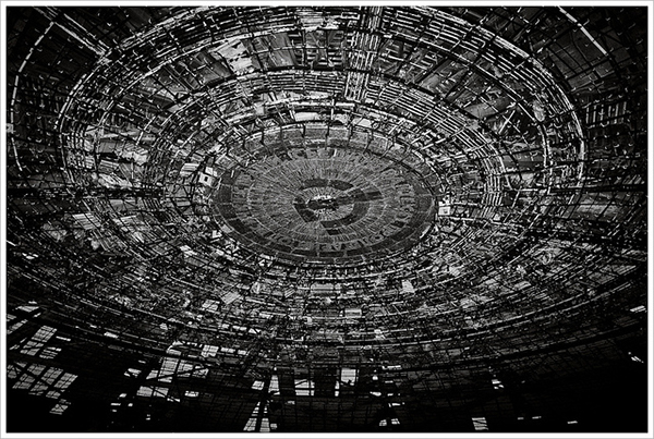 100 years after the Russian Revolution: central planning with big data? Buzludzha Monument (Bulgaria). Photo: Montecruz Foto (CC BY-SA 2.0). Elcano Blog
