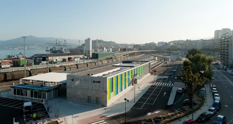 Centro Logístico Vigo-Guixar (España). Foto: Ministerio de Transportes, Movilidad y Agenda Urbana (CC BY-NC-ND 2.0). Blog Elcano