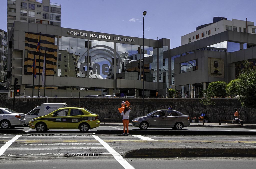 Sede del Consejo Nacional Electoral de Ecuador en Quito. Foto: Micaela Ayala / Agencia de Noticias ANDES (Agencia de Noticias ANDES Wikimedia Commons / CC BY-SA 2.0). Blog Elcano