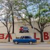 Cuba Los Países Bajos y el embargo/bloqueo. Mural en La Habana.