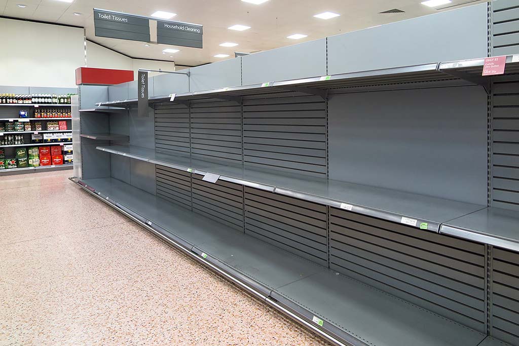 Supermercado vacía durante la pandemia, Sheffield, UK. Foto: Tim Dennell Tim Dennell