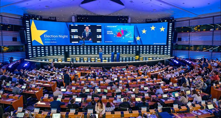 El Parlamento Europeo durante la noche electoral. Foto: © European Union 2019 – Source: EP (CC-BY-4.0)