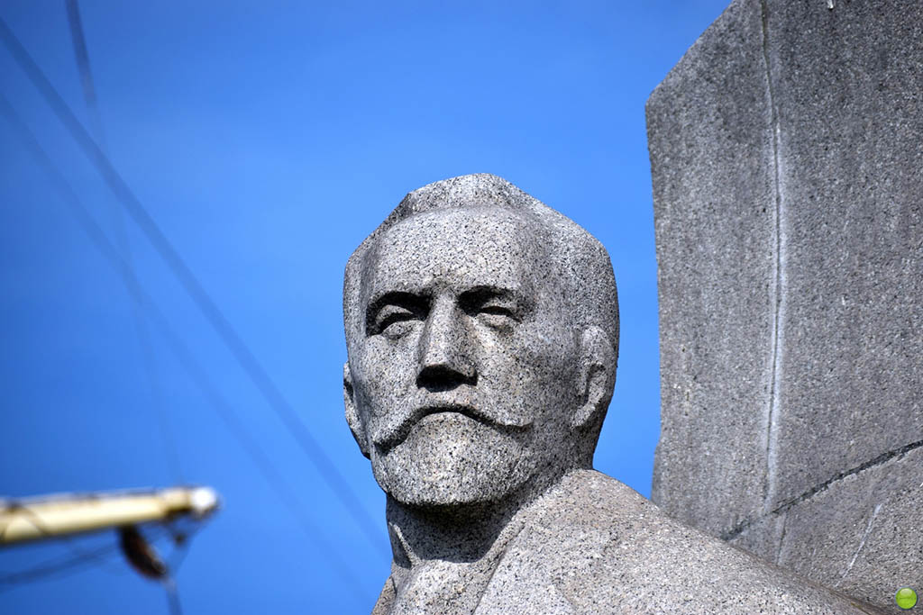 Estatua de Joseph Conrad en Gydnia (Polonia). Foto: petrOlly (CC BY-NC-ND 2.0). Blog Elcano