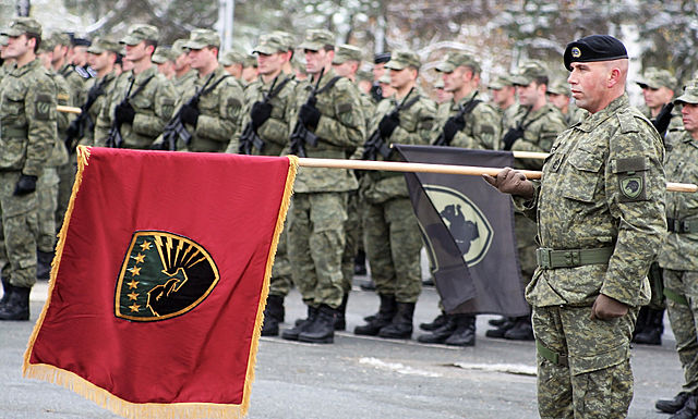 ¿Debería Kosovo crear sus propias Fuerzas Armadas? Fuerzas de Seguridad de Kosovo (Kosovo Security Forces). Foto: SUHEJLO (trabajo propio) vía Wikimedia Commons (CC BY-SA 3.0).
