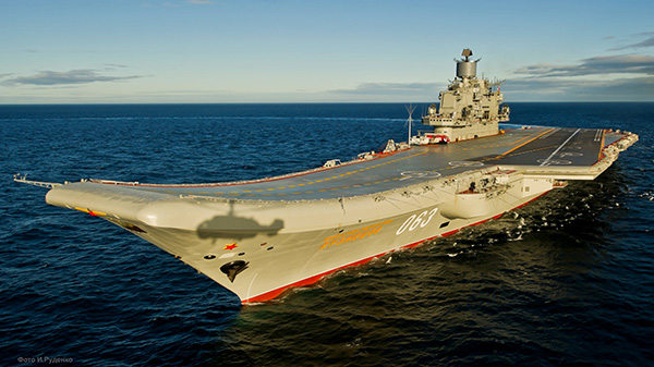 El portaaviones ruso Almirante Kuznetsov. Foto: Mil.ru / Wikimedia Commons
