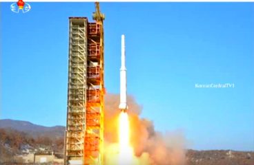 Captura de imagen del lanzamiento del satélite Kwangmyongsong-4 (7/2/2016). Fuente: Korean Central Television (KCTV). Blog Elcano