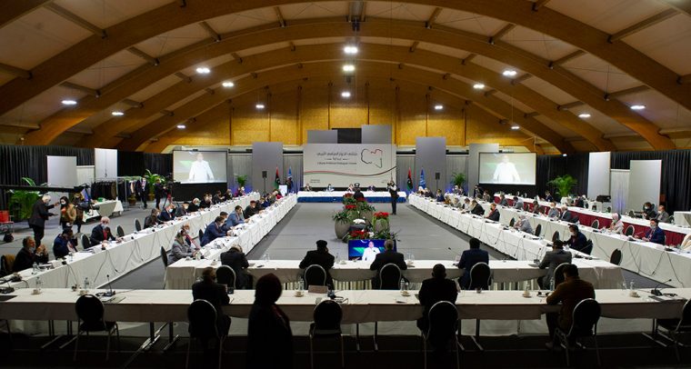 Plenario del Foro de Diálogo Político Libio (LPDF, pr sus siglas en inglés) reunido en Ginebra (Suiza) (2/2/2021). Foto: Libyan Political Dialogue Forum-UNSMIL. Blog Elcano