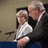 Brexit: de renuncia en renuncia hasta el “progreso suficiente”… por ahora. La premier británica Theresa May y el presidente de la Comisión Europea Jean-Claude Juncker presentan los avances de las negociaciones el pasado 8 de diciembre.
