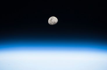 La Luna desde la Estación Espacial Internacional, el pasado 3 de agosto. Foto: NASA/Joel Kowsky (CC BY-NC 2.0)