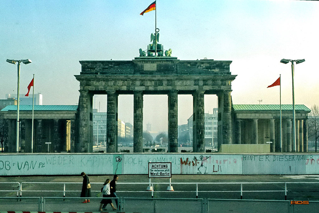 El muro de Berlín (pieza clave del “telón de acero”) en 1984. Foto: Jose Luis RDS (CC BY-NC 2.0). Blog Elcano