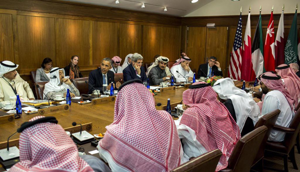 Barack Obama junto a los representantes del Consejo de Cooperación del Golfo (CCG) en Camp David. Foto: Pete Souza. Blog Elcano