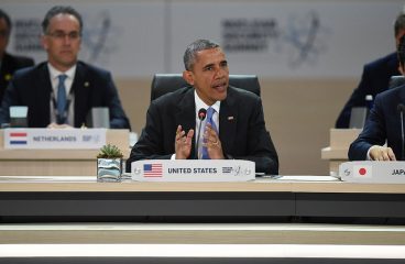 President Barack Obama participates in the Nuclear Security Summit Plenary 2016. Photo: Ben Solomon / U.S. Department of State - Nuclear Security Summit / Flickr. Elcano Blog