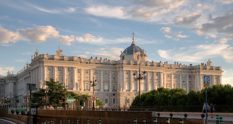 Palacio Real de Madrid, residencia oficial del Rey de España. Foto: Konstantinos Dafalias (Dominio público). Blog Elcano