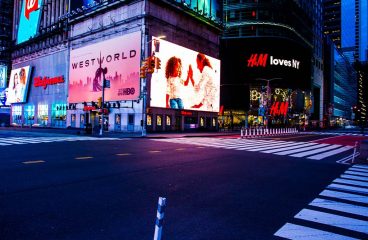 Las inversiones extranjeras en la nueva globalización. Times Square (Nueva York, EEUU) durante el confinamiento debido a la pandemia del coronavirus. Foto: Paulo Silva (@onevagabond). Blog Elcano