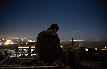 Combatiente peshmerga la noche antes de la ofensiva para liberar Mosul (octubre de 2016). Foto: Quentin Bruno / Flickr(CC BY-NC-ND 2.0). Blog Elcano