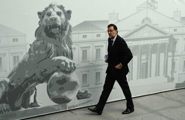 Spanish PM Mariano Rajoy arrives to the Congress. Photo: La Moncloa - Gobierno de España (CC BY-NC-ND 2.0)