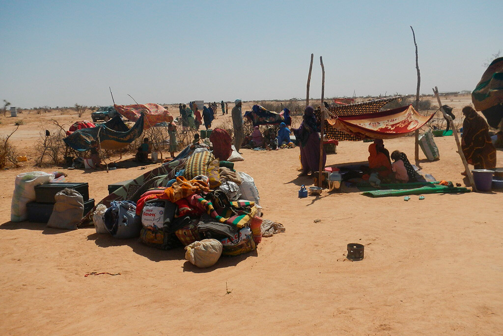 Familias de refugiados procedentes de Mali. Foto: Oxfam International (CC BY-NC-ND 2.0). Blog Elcano