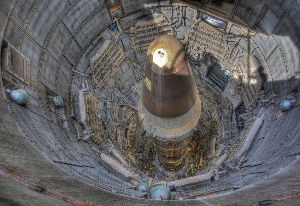 Carrera nuclear a toda vela. Misil Titan II ICBM en un silo subterráneo. Foto: Steve Jurvetson (CC BY 2.0).