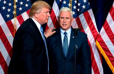 Trump: bilateralism. President-elect Donald J. Trump and Vice President-elect Mike Pence at the Phoenix Convention Center (August, 2016). Photo: Gage Skidmore / Flickr (CC BY-SA 2.0). Elcano Blog