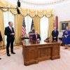 Multilateralism has lost its way. President Donald J. Trump, joined by Vice President Mike Pence, listens to Gilead CEO Daniel O’Day in the Oval Office of the White House (1/5/2020). Photo: Joyce N. Boghosian / The White House (Public domain). Elcano Blog