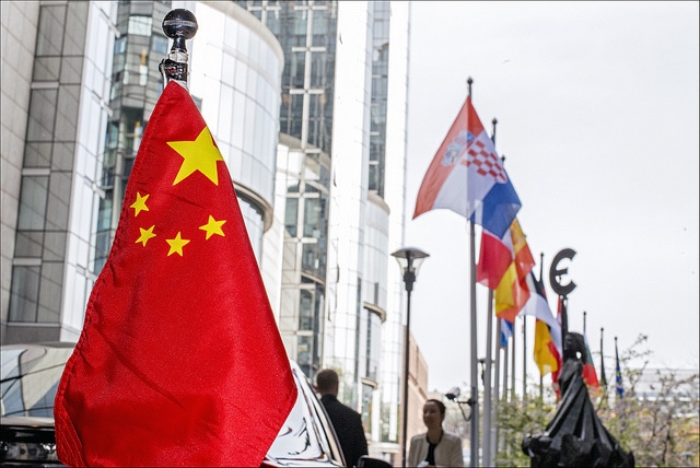 China's flag at the European Parliament. Photo: © European Union 2014 - European Parliament. Attribution-NonCommercial-NoDerivs Creative Commons license. Elcano Blog