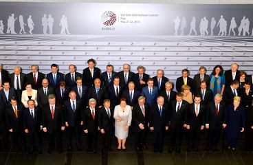 El Partenariado Oriental de la UE a la deriva. Foto de familia en la Cumbre de la Asociación Oriental en Riga del 21 y 22 de mayo.