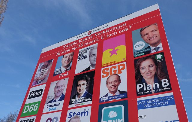 Dutch elections billboard (2017). Photo: DennisM2 / Flickr (Public Domain CC0 1.0) . Elcano Blog