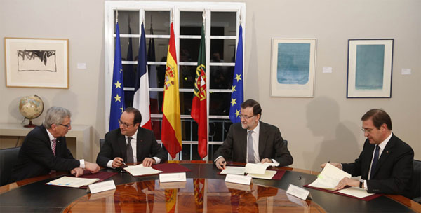 L´Union de l´Énergie commence dans les Pyrénées. Jean-Claude Juncker, François Hollande, Mariano Rajoy et Pedro Passos Coelho.